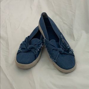Denim Baretraps Slide-on Sneaker
